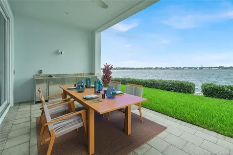 104 Water Club N North Palm Beach FL 33408