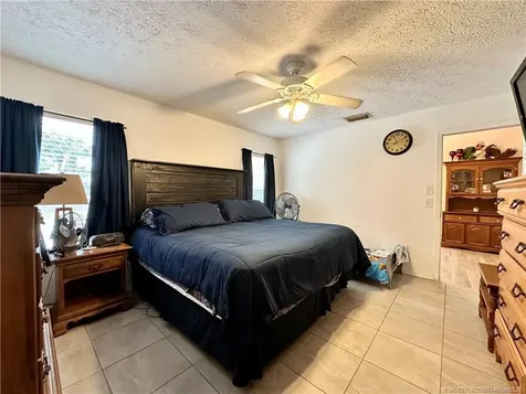 1725 NE Darlich Avenue Jensen Beach FL 34957