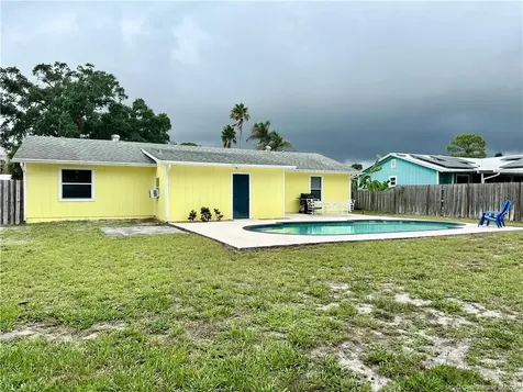 1725 NE Darlich Avenue Jensen Beach FL 34957