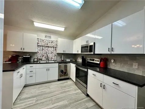 1725 NE Darlich Avenue Jensen Beach FL 34957