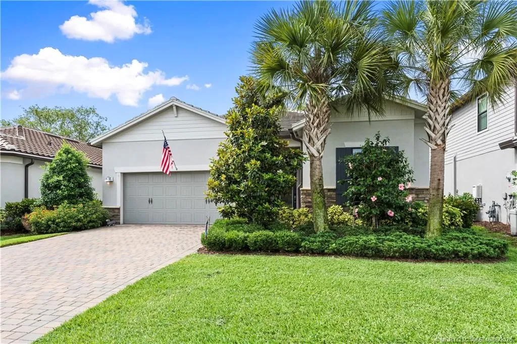 600 SE Villandry Way Port St Lucie FL 34984