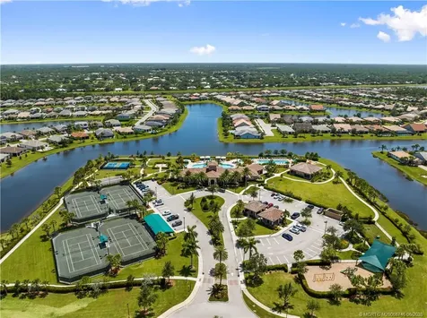 600 SE Villandry Way Port St Lucie FL 34984