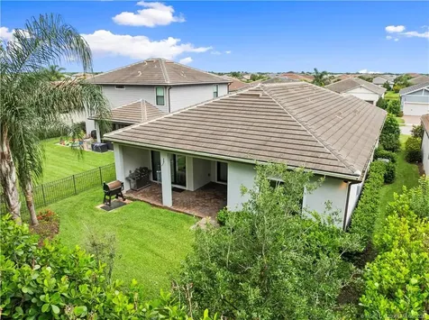 600 SE Villandry Way Port St Lucie FL 34984