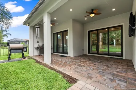 600 SE Villandry Way Port St Lucie FL 34984