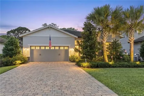 600 SE Villandry Way Port St Lucie FL 34984