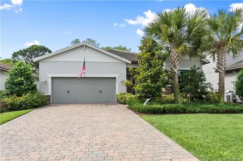 600 SE Villandry Way Port St Lucie FL 34984