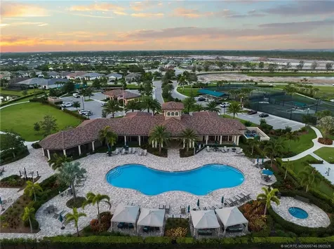 600 SE Villandry Way Port St Lucie FL 34984