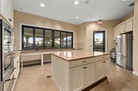 600 SE Villandry Way Port St Lucie FL 34984