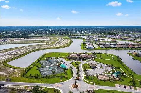 600 SE Villandry Way Port St Lucie FL 34984