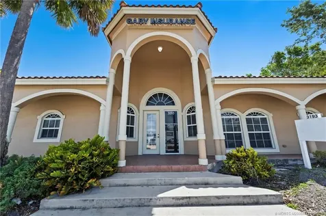 3193 SE Dixie Highway Stuart FL 34997