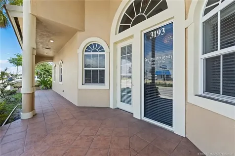 3193 SE Dixie Highway Stuart FL 34997
