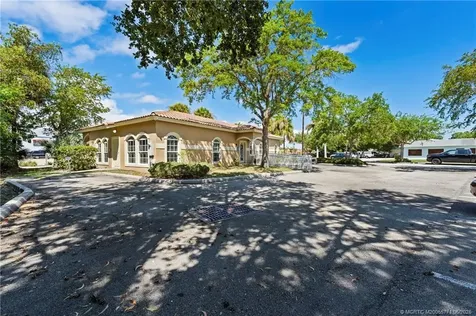 3193 SE Dixie Highway Stuart FL 34997