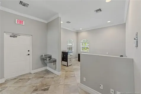 3193 SE Dixie Highway Stuart FL 34997