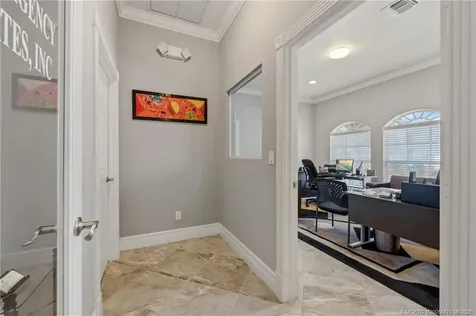3193 SE Dixie Highway Stuart FL 34997