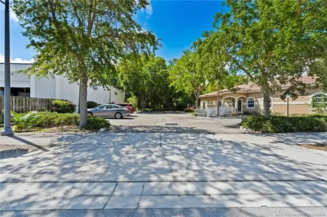 3193 SE Dixie Highway Stuart FL 34997