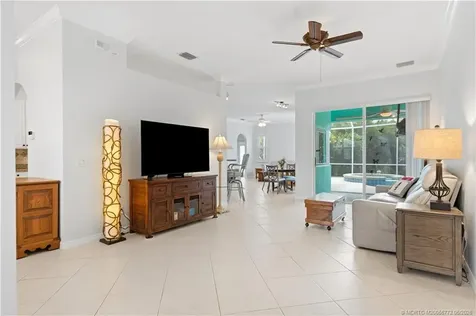 512 NW Sunflower Place Jensen Beach FL 34957