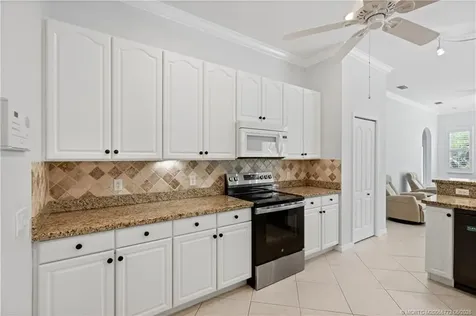 512 NW Sunflower Place Jensen Beach FL 34957