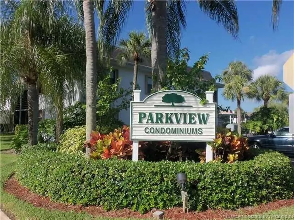 1290 SE Parkview Place Stuart FL 34994