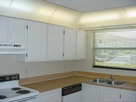 1290 SE Parkview Place Stuart FL 34994