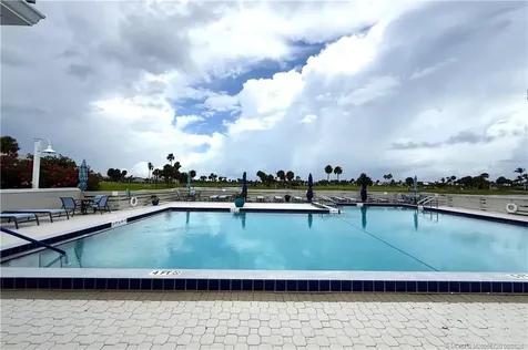 40 NE Plantation Road Stuart FL 34996