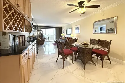 40 NE Plantation Road Stuart FL 34996