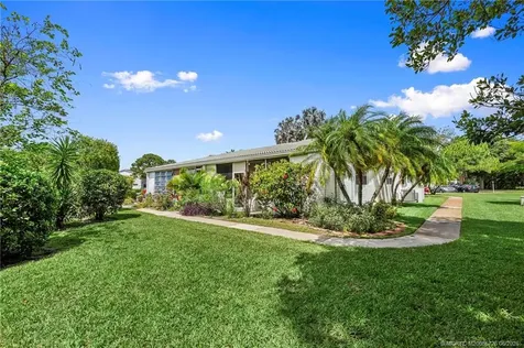 2227 SE Letha Court Stuart FL 34994
