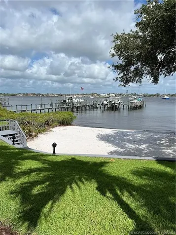 624 SW Saint Lucie Crescent Stuart FL 34994