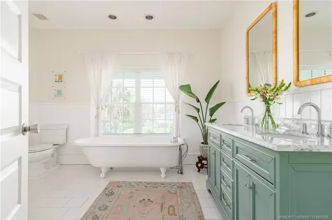 3351 NE Skyline Drive Jensen Beach FL 34957