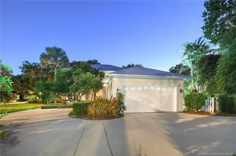 2 Castle Hill Way Stuart FL 34996