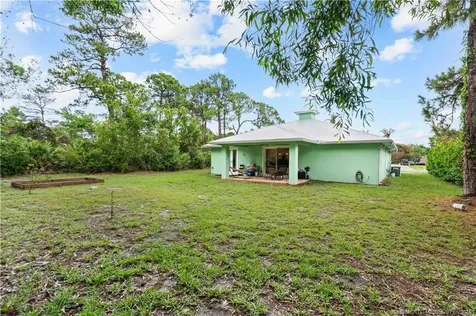 5608 SE 44th Avenue Stuart FL 34997