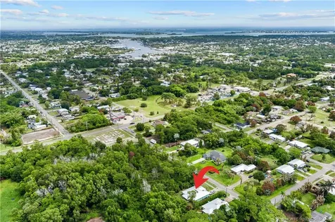5608 SE 44th Avenue Stuart FL 34997