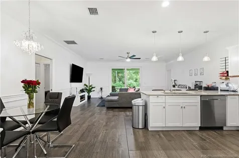 5608 SE 44th Avenue Stuart FL 34997
