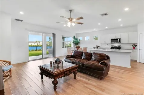 5783 SE Sky Blue Circle Stuart FL 34997