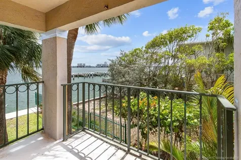 1060 Lake Shore Drive West Palm Beach FL 33403