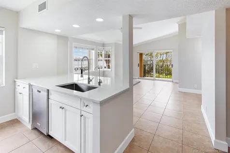 1060 Lake Shore Drive West Palm Beach FL 33403