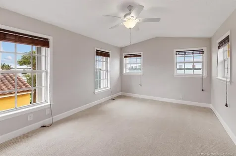 1060 Lake Shore Drive West Palm Beach FL 33403