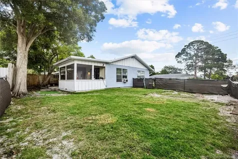 3248 SE Golden Gate Avenue Stuart FL 34997