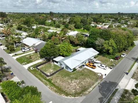 3248 SE Golden Gate Avenue Stuart FL 34997