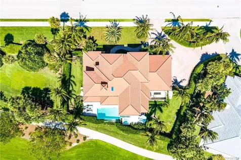1884 SE Sailfish Point Boulevard Stuart FL 34996