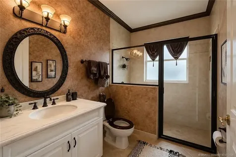 5884 NW 79th Way Pompano Beach FL 33067