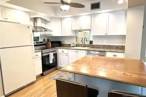 1800 SE Saint Lucie Boulevard Stuart FL 34996