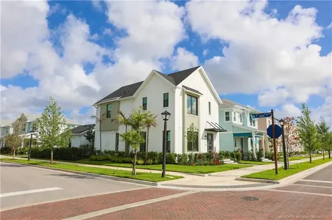 950 SW Prairie Avenue Palm City FL 34990