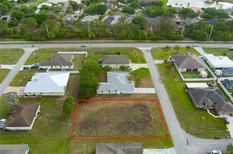 417 SW Prater Avenue Port St Lucie FL 34953