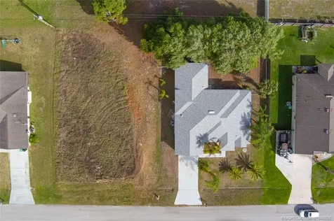 417 SW Prater Avenue Port St Lucie FL 34953