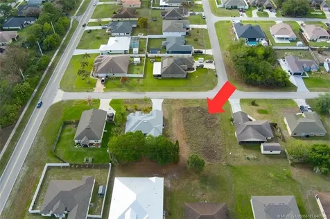 417 SW Prater Avenue Port St Lucie FL 34953