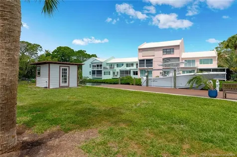 4109 SE Whiticar Way Stuart FL 34997