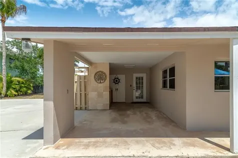 4109 SE Whiticar Way Stuart FL 34997