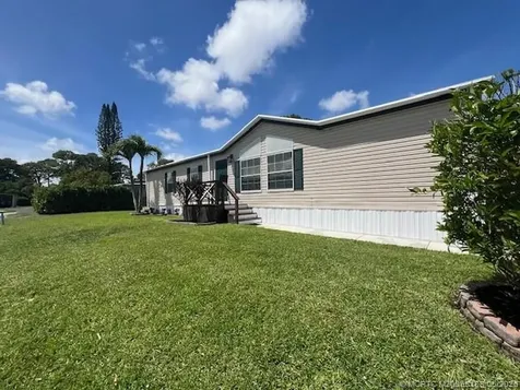6155 N Ironwood Lane Lantana FL 33462