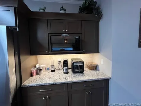 6155 N Ironwood Lane Lantana FL 33462