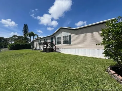 6155 N Ironwood Lane Lantana FL 33462